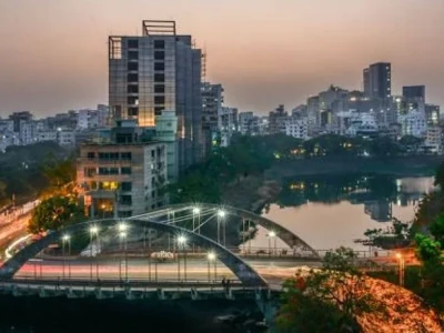 Dhaka: Arrests, Warnings, and a Road Crash – What's Going On?