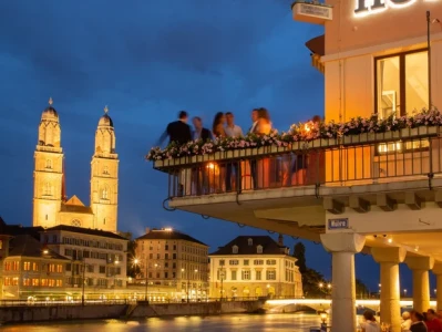 Zurich: New Office Building and Hacked Swiss Bank Data