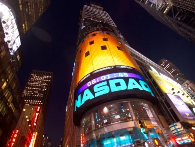 Nasdaq Index: The Data Behind the AI Bubble Narrative