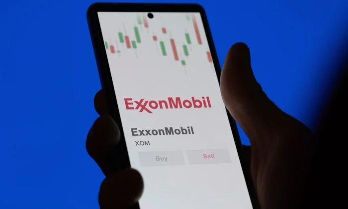 ExxonMobil's Earnings Beat: Analyzing the Disconnect with Its Stock Price